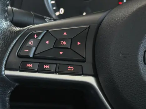 NISSAN Frontier 2.3 16V PRO4X CABINE DUPLA 4X4 BI-TURBO DIESEL AUTOMTICO, Foto 19