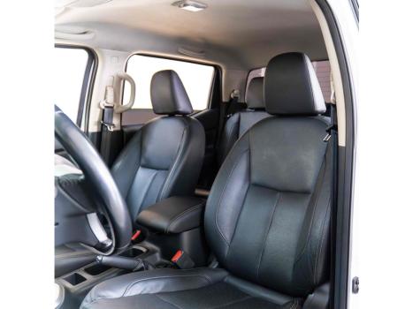 NISSAN Frontier 2.3 16V XE 4X4 CABINE DUPLA BI-TURBO DIESEL AUTOMTICO, Foto 7