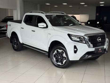 NISSAN Frontier 2.3 16V PLATINUM CABINE DUPLA 4X4 BI-TURBO DIESEL AUTOMTICO, Foto 2