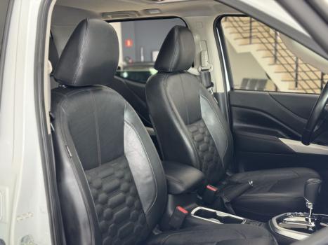 NISSAN Frontier 2.3 16V PLATINUM CABINE DUPLA 4X4 BI-TURBO DIESEL AUTOMTICO, Foto 10