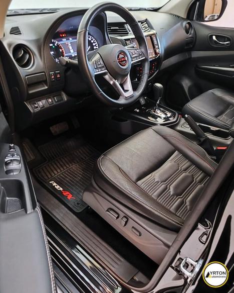 NISSAN Frontier 2.3 16V PRO4X CABINE DUPLA 4X4 BI-TURBO DIESEL AUTOM�TICO, Foto 11