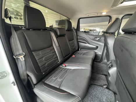 NISSAN Frontier 2.3 16V PRO4X CABINE DUPLA 4X4 BI-TURBO DIESEL AUTOMTICO, Foto 14