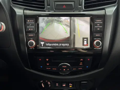 NISSAN Frontier 2.3 16V PRO4X CABINE DUPLA 4X4 BI-TURBO DIESEL AUTOMTICO, Foto 18