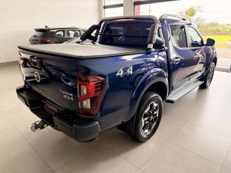 NISSAN Frontier 2.3 16V PLATINUM CABINE DUPLA 4X4 BI-TURBO DIESEL AUTOMTICO, Foto 2