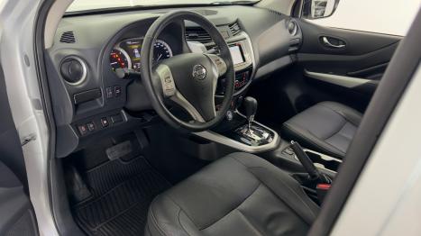NISSAN Frontier 2.3 16V LE 4X4 CABINE DUPLA BI-TURBO DIESEL AUTOMTICO, Foto 3