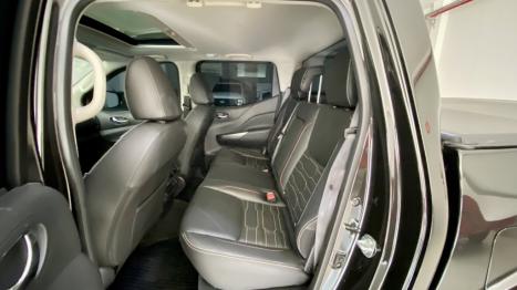 NISSAN Frontier 2.3 16V PRO4X CABINE DUPLA 4X4 BI-TURBO DIESEL AUTOMTICO, Foto 8