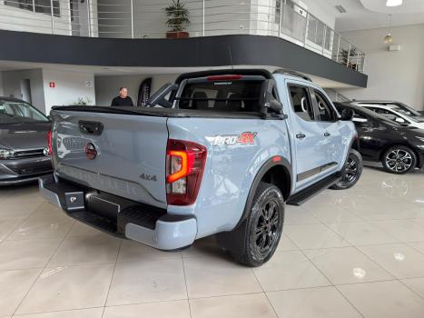 NISSAN Frontier 2.3 16V PRO4X CABINE DUPLA 4X4 BI-TURBO DIESEL AUTOMTICO, Foto 3