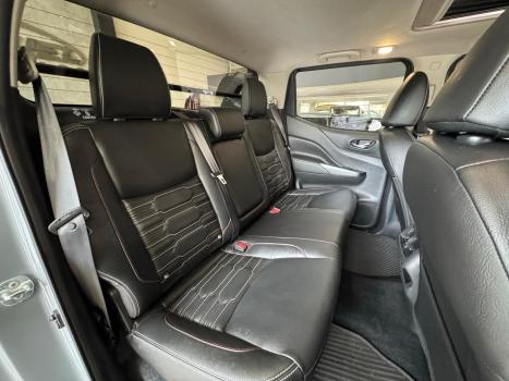 NISSAN Frontier 2.3 16V PRO4X CABINE DUPLA 4X4 BI-TURBO DIESEL AUTOMTICO, Foto 14