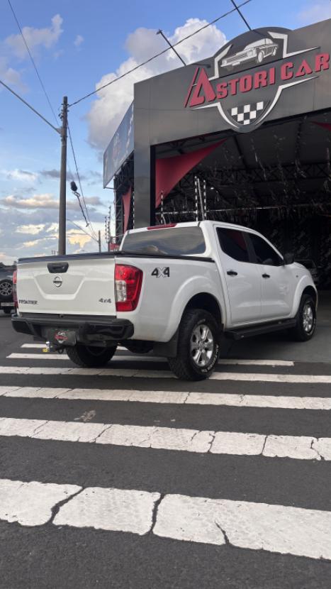 NISSAN Frontier 2.3 16V S 4X4 CABINE DUPLA BI-TURBO DIESEL, Foto 4