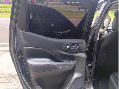 NISSAN Frontier 2.3 16V PLATINUM CABINE DUPLA 4X4 BI-TURBO DIESEL AUTOM�TICO, Foto 9