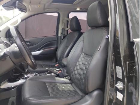 NISSAN Frontier 2.3 16V PLATINUM CABINE DUPLA 4X4 BI-TURBO DIESEL AUTOM�TICO, Foto 13