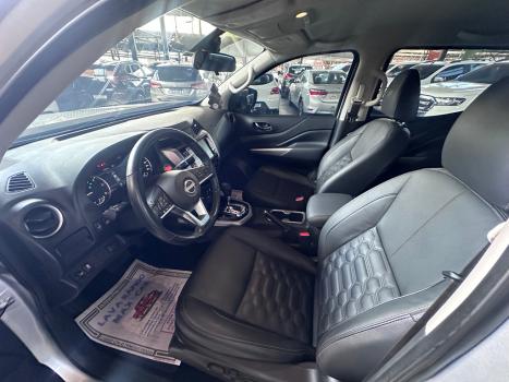 NISSAN Frontier 2.3 16V XE 4X4 CABINE DUPLA BI-TURBO DIESEL AUTOM�TICO, Foto 3