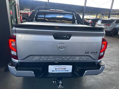 NISSAN Frontier 2.3 16V XE 4X4 CABINE DUPLA BI-TURBO DIESEL AUTOM�TICO, Foto 6