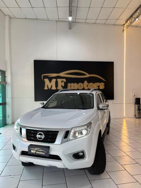 NISSAN Frontier 2.3 16V SE 4X4 CABINE DUPLA BI-TURBO DIESEL AUTOM�TICO, Foto 2