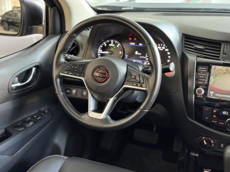 NISSAN Frontier 2.3 16V PRO4X CABINE DUPLA 4X4 BI-TURBO DIESEL AUTOM�TICO, Foto 5