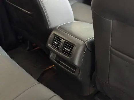 NISSAN Frontier 2.3 16V PRO4X CABINE DUPLA 4X4 BI-TURBO DIESEL AUTOM�TICO, Foto 14