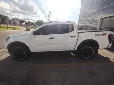 NISSAN Frontier 2.3 16V PRO4X CABINE DUPLA 4X4 BI-TURBO DIESEL AUTOM�TICO, Foto 8