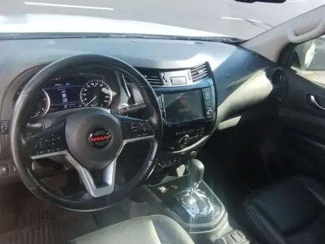 NISSAN Frontier 2.3 16V PRO4X CABINE DUPLA 4X4 BI-TURBO DIESEL AUTOM�TICO, Foto 11