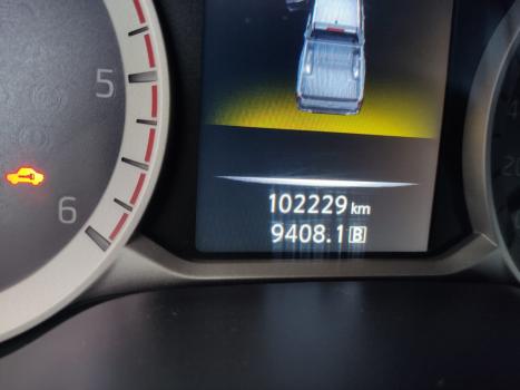 NISSAN Frontier 2.3 16V SE 4X4 CABINE DUPLA BI-TURBO DIESEL AUTOM�TICO, Foto 9