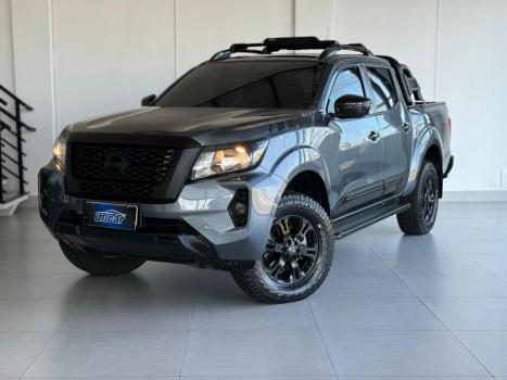 NISSAN Frontier 2.3 ATTACK CABINE DUPLA 4X4 BI-TURBO DIESEL AUTOM�TICO, Foto 3