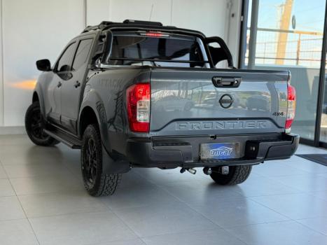 NISSAN Frontier 2.3 ATTACK CABINE DUPLA 4X4 BI-TURBO DIESEL AUTOM�TICO, Foto 6
