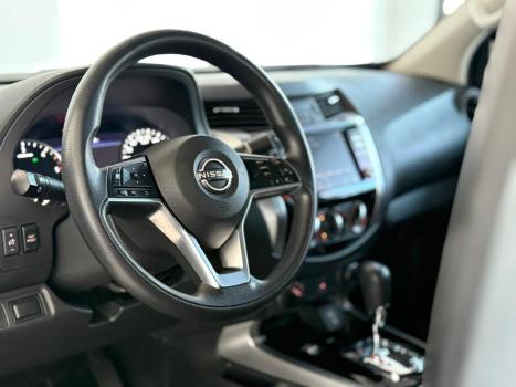 NISSAN Frontier 2.3 ATTACK CABINE DUPLA 4X4 BI-TURBO DIESEL AUTOM�TICO, Foto 8