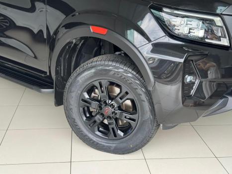 NISSAN Frontier 2.3 16V PRO4X CABINE DUPLA 4X4 BI-TURBO DIESEL AUTOM�TICO, Foto 2