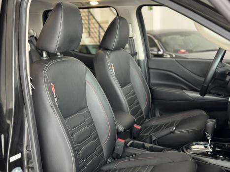 NISSAN Frontier 2.3 16V PRO4X CABINE DUPLA 4X4 BI-TURBO DIESEL AUTOM�TICO, Foto 8