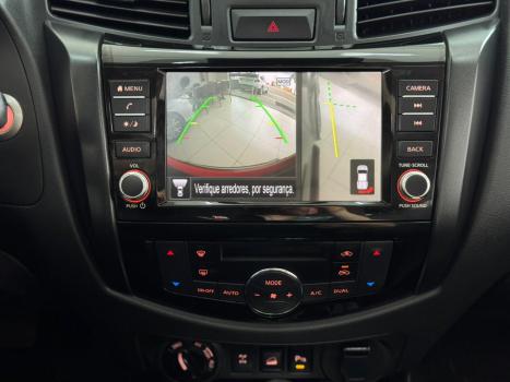 NISSAN Frontier 2.3 16V PRO4X CABINE DUPLA 4X4 BI-TURBO DIESEL AUTOM�TICO, Foto 17