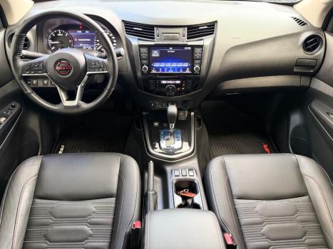 NISSAN Frontier 2.3 16V PRO4X CABINE DUPLA 4X4 BI-TURBO DIESEL AUTOM�TICO, Foto 3