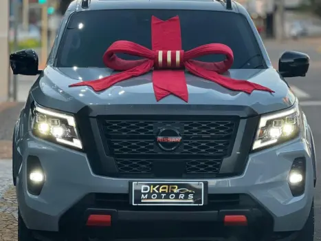 NISSAN Frontier 2.3 16V LE 4X4 CABINE DUPLA BI-TURBO DIESEL AUTOM�TICO, Foto 2