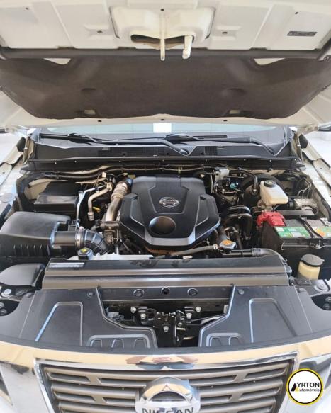 NISSAN Frontier 2.3 16V XE 4X4 CABINE DUPLA BI-TURBO DIESEL AUTOM�TICO, Foto 3