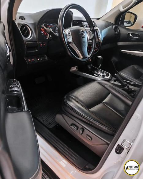 NISSAN Frontier 2.3 16V XE 4X4 CABINE DUPLA BI-TURBO DIESEL AUTOM�TICO, Foto 11