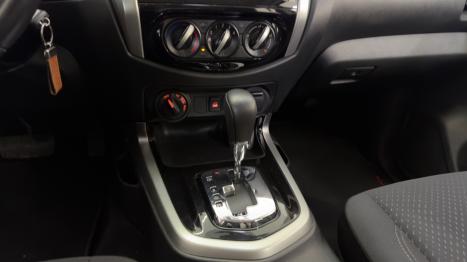 NISSAN Frontier 2.3 ATTACK CABINE DUPLA 4X4 BI-TURBO DIESEL AUTOM�TICO, Foto 9