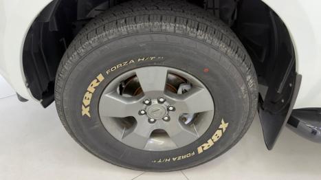 NISSAN Frontier 2.3 ATTACK CABINE DUPLA 4X4 BI-TURBO DIESEL AUTOM�TICO, Foto 17