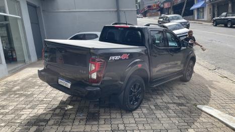 NISSAN Frontier 2.3 16V PRO4X CABINE DUPLA 4X4 BI-TURBO DIESEL AUTOM�TICO, Foto 4