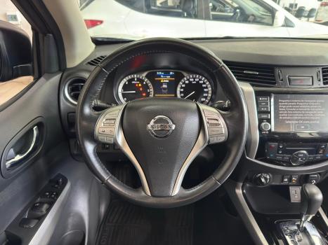 NISSAN Frontier 2.3 16V LE 4X4 CABINE DUPLA BI-TURBO DIESEL AUTOM�TICO, Foto 10