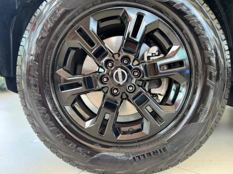 NISSAN Frontier 2.3 16V SE 4X4 CABINE DUPLA BI-TURBO DIESEL AUTOM�TICO, Foto 4