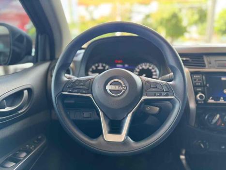 NISSAN Frontier 2.3 16V SE 4X4 CABINE DUPLA BI-TURBO DIESEL AUTOM�TICO, Foto 10