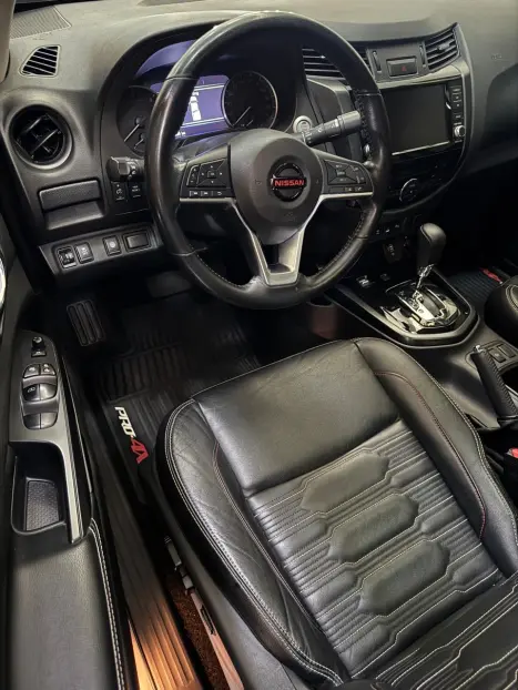 NISSAN Frontier 2.3 16V PRO4X CABINE DUPLA 4X4 BI-TURBO DIESEL AUTOM�TICO, Foto 5