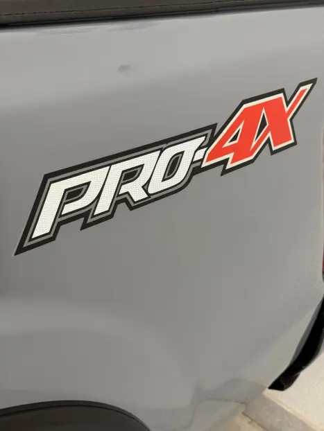 NISSAN Frontier 2.3 16V PRO4X CABINE DUPLA 4X4 BI-TURBO DIESEL AUTOM�TICO, Foto 12