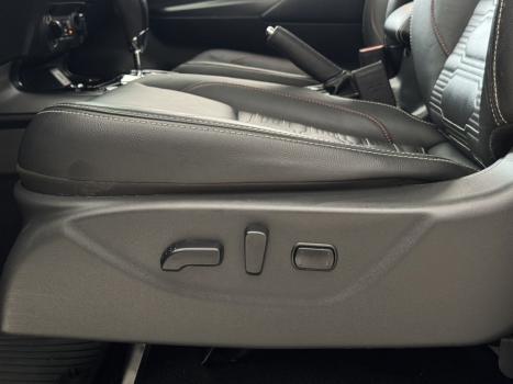 NISSAN Frontier 2.3 16V PRO4X CABINE DUPLA 4X4 BI-TURBO DIESEL AUTOM�TICO, Foto 14