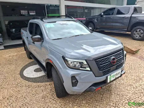 NISSAN Frontier 2.3 16V PRO4X CABINE DUPLA 4X4 BI-TURBO DIESEL AUTOM�TICO, Foto 5