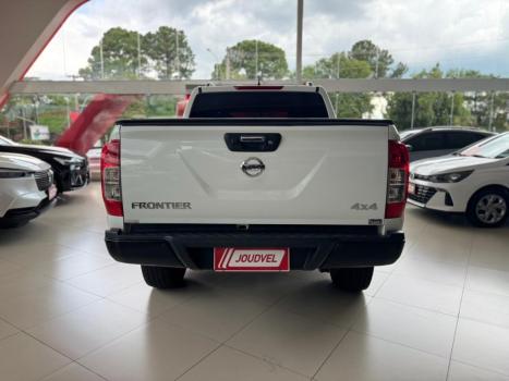 NISSAN Frontier 2.3 ATTACK CABINE DUPLA 4X4 BI-TURBO DIESEL AUTOM�TICO, Foto 6