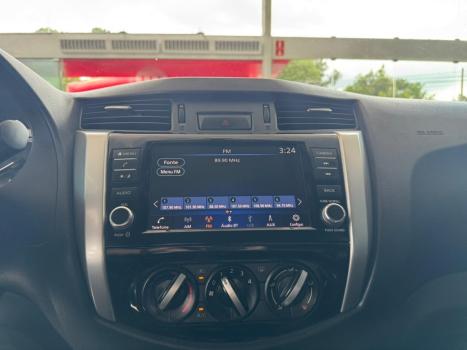 NISSAN Frontier 2.3 ATTACK CABINE DUPLA 4X4 BI-TURBO DIESEL AUTOM�TICO, Foto 15