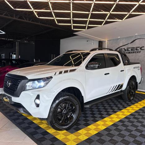 NISSAN Frontier 2.3 ATTACK CABINE DUPLA 4X4 BI-TURBO DIESEL AUTOM�TICO, Foto 2