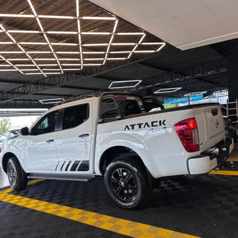NISSAN Frontier 2.3 ATTACK CABINE DUPLA 4X4 BI-TURBO DIESEL AUTOM�TICO, Foto 5