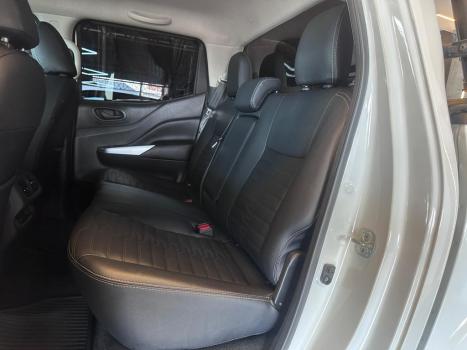 NISSAN Frontier 2.3 ATTACK CABINE DUPLA 4X4 BI-TURBO DIESEL AUTOM�TICO, Foto 8