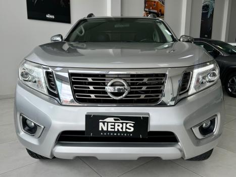 NISSAN Frontier 2.3 16V XE 4X4 CABINE DUPLA BI-TURBO DIESEL AUTOM�TICO, Foto 2