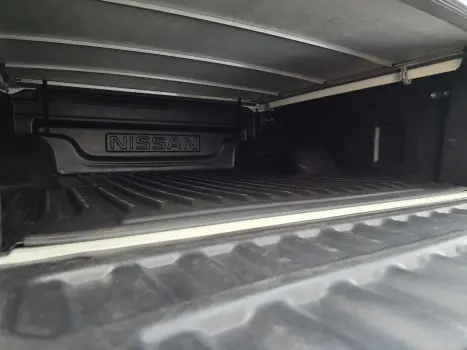 NISSAN Frontier 2.3 16V LE 4X4 CABINE DUPLA BI-TURBO DIESEL AUTOM�TICO, Foto 15